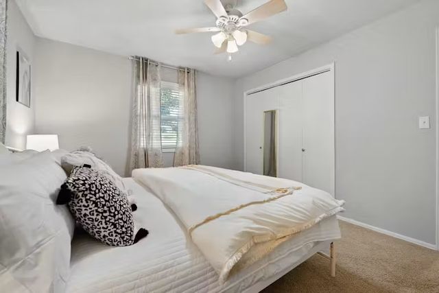 15 Churchill Drive, Bella Vista, AR 72715