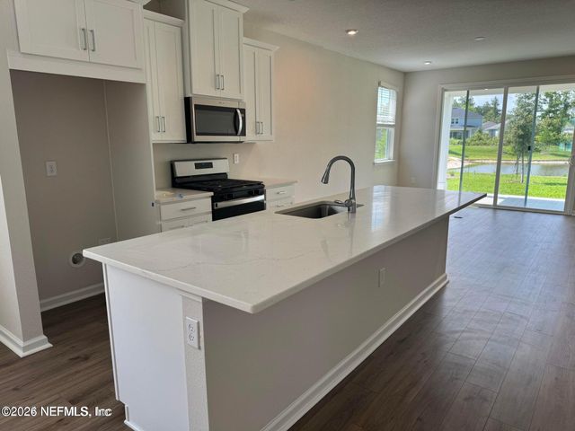 41 SPRUCE HILL Point, St. Johns, FL 32259