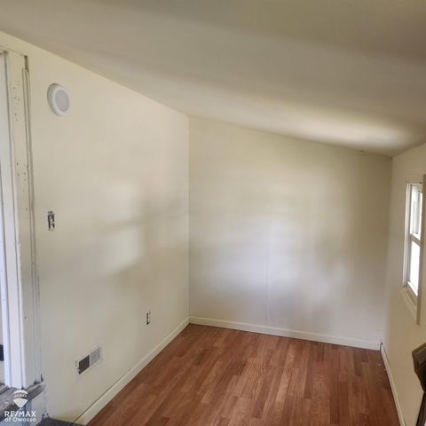 702 Glenwood Avenue, Owosso, MI 48867