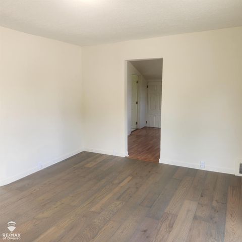 702 Glenwood Avenue, Owosso, MI 48867