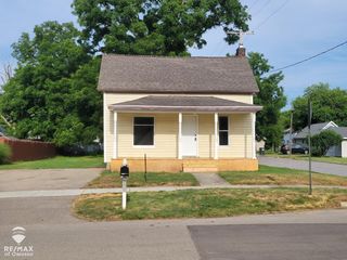 702 Glenwood Avenue, Owosso, MI 48867