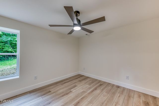 124 Hilo Drive, Johnson City, TN 37604