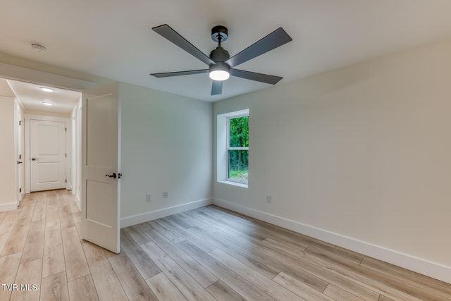124 Hilo Drive, Johnson City, TN 37604