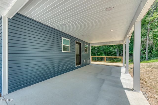 124 Hilo Drive, Johnson City, TN 37604