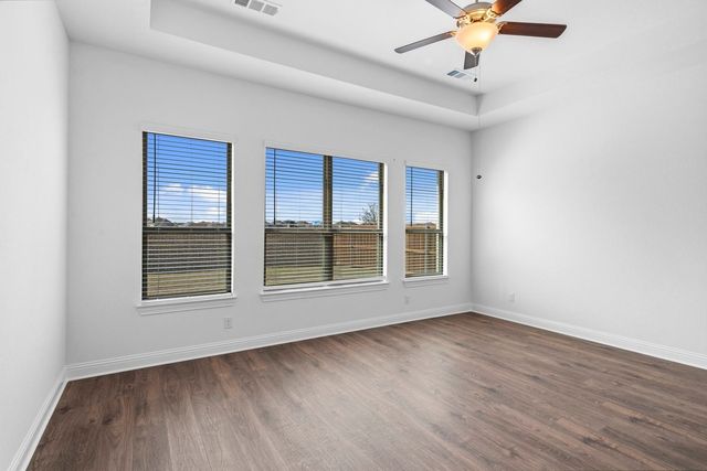 2111 Birch Street, Mansfield, TX 76063