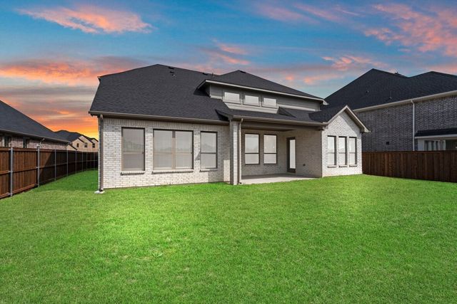 2111 Birch Street, Mansfield, TX 76063