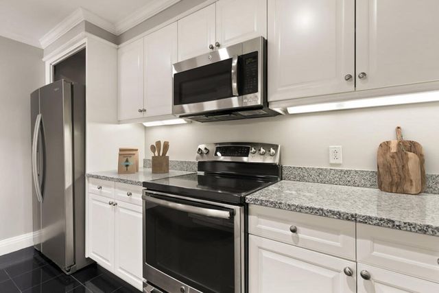 1 Huntington Ave 504, Boston, MA 02116