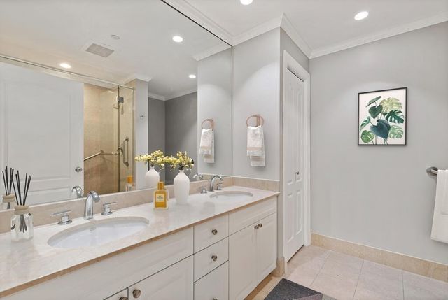 1 Huntington Ave 504, Boston, MA 02116