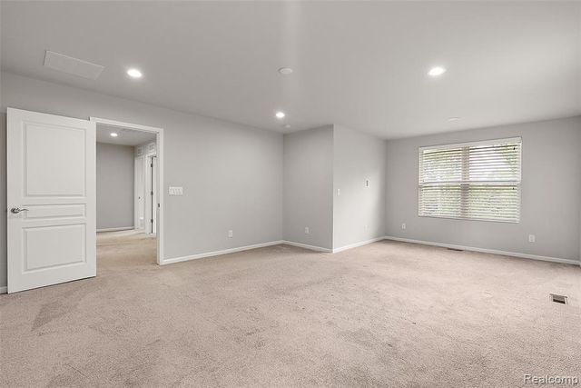 31065 Tremont Lane, Franklin, MI 48025