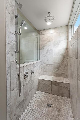31065 Tremont Lane, Franklin, MI 48025