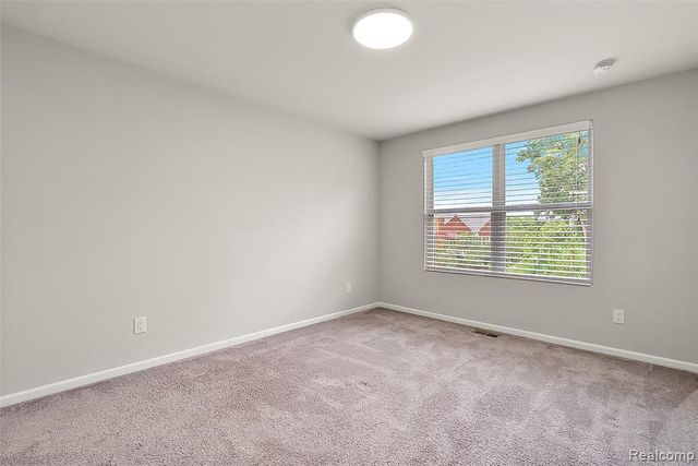 31065 Tremont Lane, Franklin, MI 48025