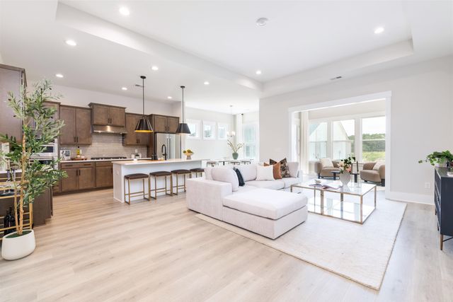 63 Condor Ct, Pawleys Island, SC 29585