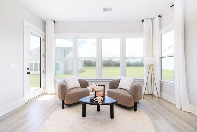 63 Condor Ct, Pawleys Island, SC 29585