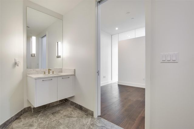 501 West Ave 1406, Austin, TX 78701