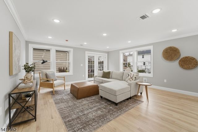 64 Morningside Rd, Verona Twp., NJ 07044