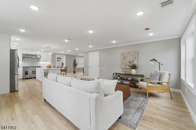 64 Morningside Rd, Verona Twp., NJ 07044