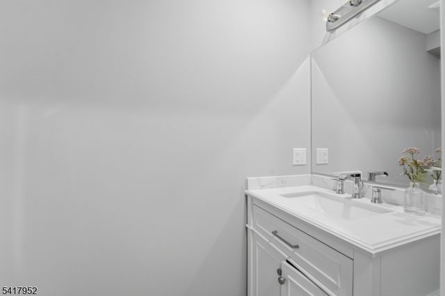 64 Morningside Rd, Verona Twp., NJ 07044