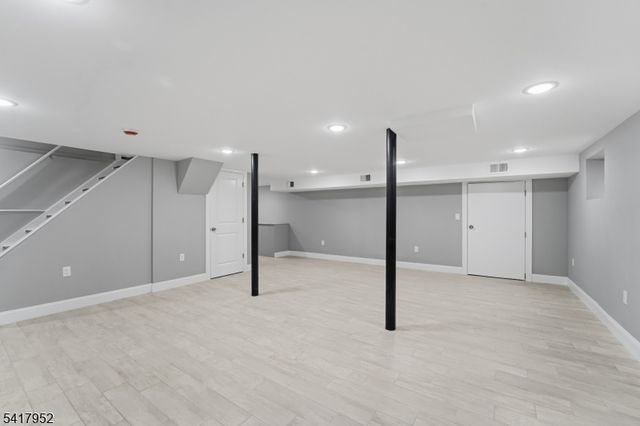 64 Morningside Rd, Verona Twp., NJ 07044