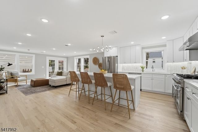 64 Morningside Rd, Verona Twp., NJ 07044