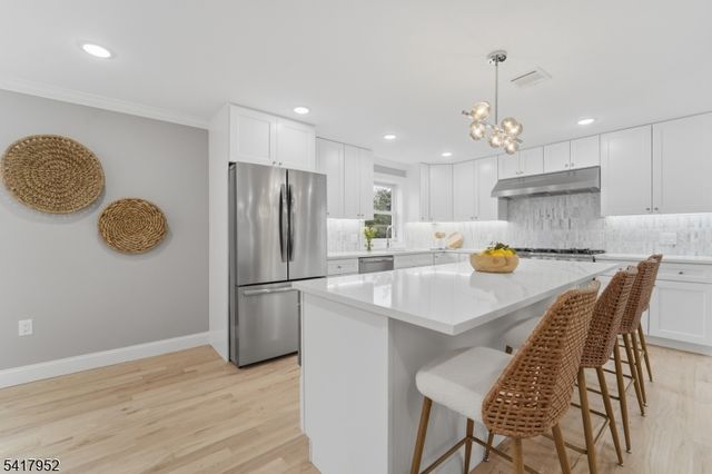 64 Morningside Rd, Verona Twp., NJ 07044