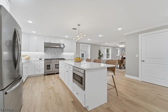 64 Morningside Rd, Verona Twp., NJ 07044