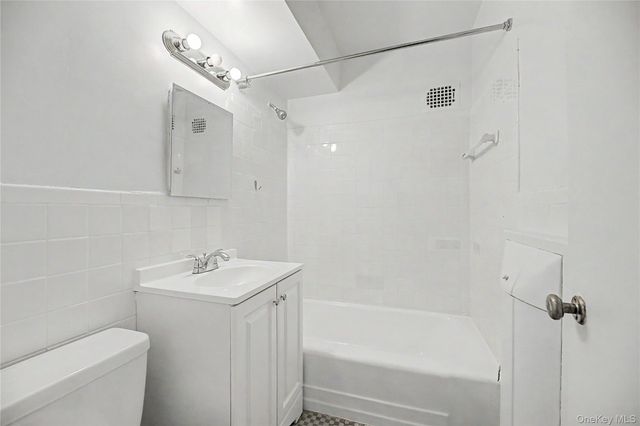 3130 Irwin Avenue 6G, Bronx, NY 10463