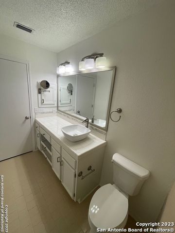 4371 Hilton Head, San Antonio, TX 78217