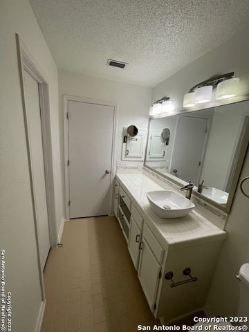 4371 Hilton Head, San Antonio, TX 78217