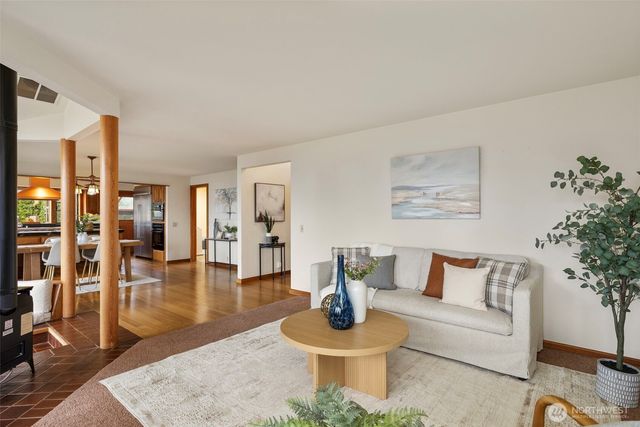 170 Windship Drive, Port Townsend, WA 98368