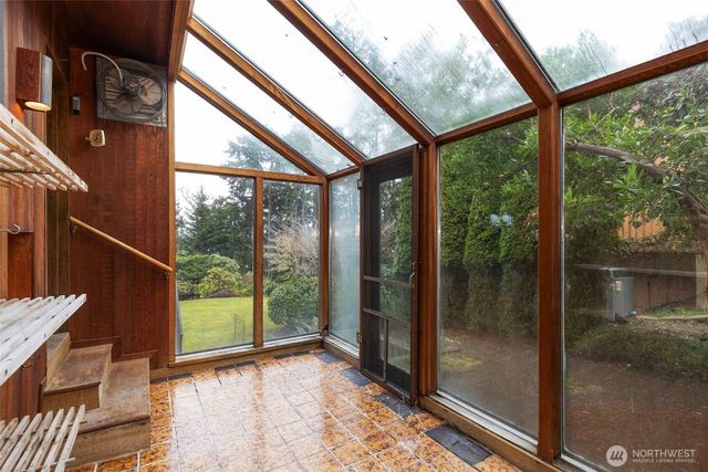 170 Windship Drive, Port Townsend, WA 98368