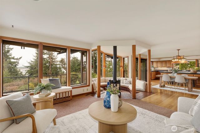 170 Windship Drive, Port Townsend, WA 98368