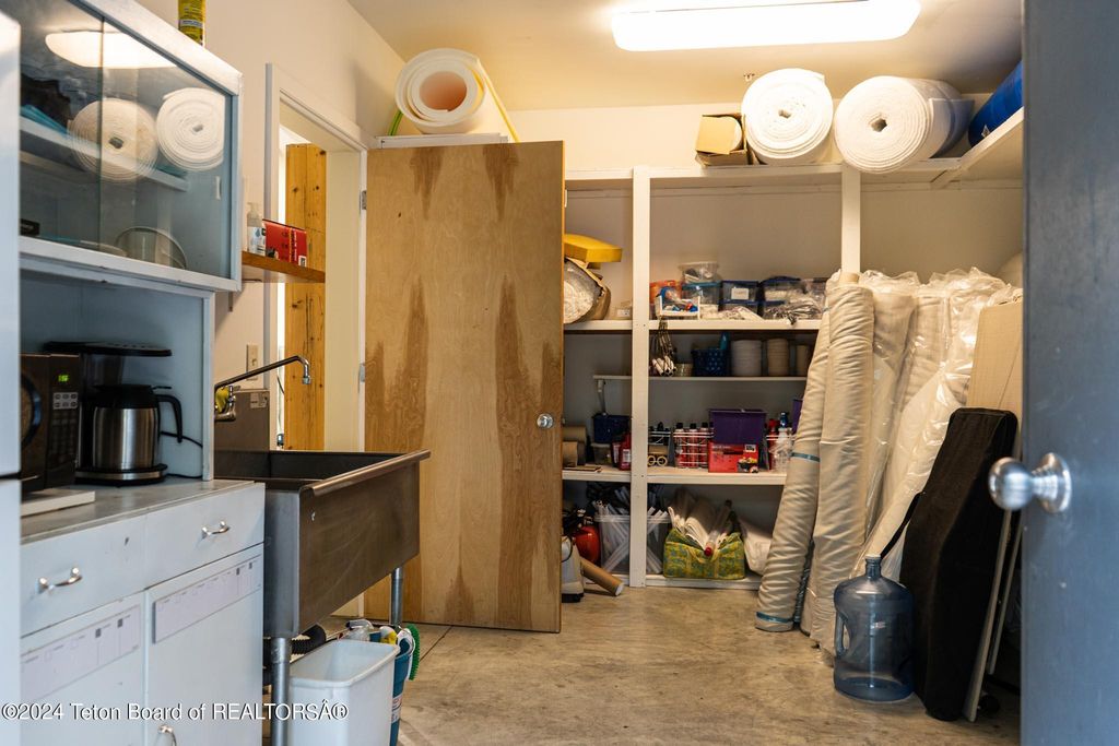 3960 S ANTELOPE Lane, Jackson, WY 83001 photo 14