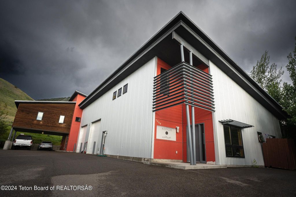 3960 S ANTELOPE Lane, Jackson, WY 83001 photo 2