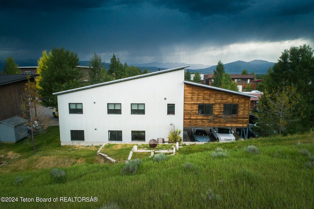 3960 S ANTELOPE Lane, Jackson, WY 83001 photo 5