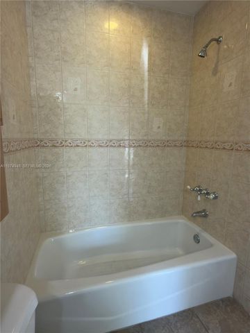 2647 NW 33rd St 2306, Oakland Park, FL 33309