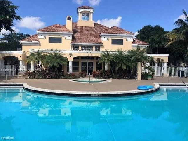 2647 NW 33rd St 2306, Oakland Park, FL 33309