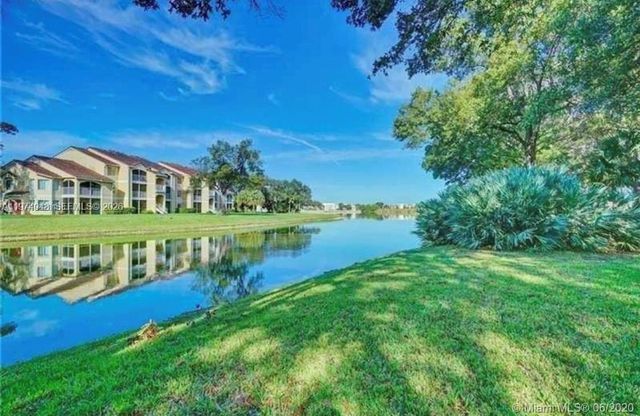 2647 NW 33rd St 2306, Oakland Park, FL 33309