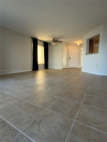 2647 NW 33rd St 2306, Oakland Park, FL 33309