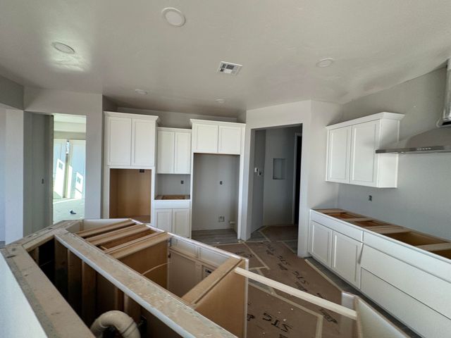 7313 Loire Drive, Rio Rancho, NM 87144