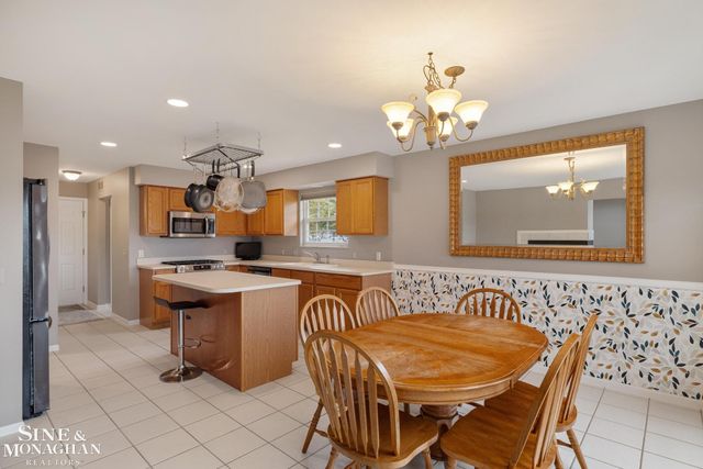 4284 Scott B Drive, St Clair Twp, MI 48079