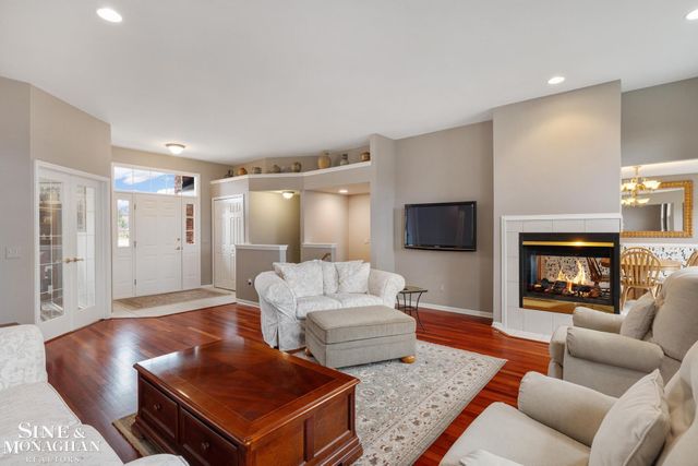 4284 Scott B Drive, St Clair Twp, MI 48079