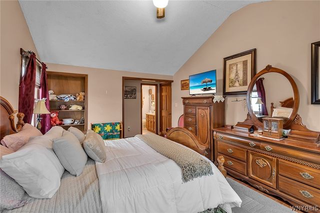 143 Rovner Place, Hamburg, NY 14075