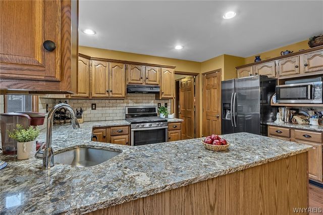 143 Rovner Place, Hamburg, NY 14075