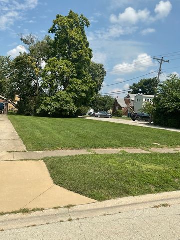 13 W 30th Place, Steger, IL 60475