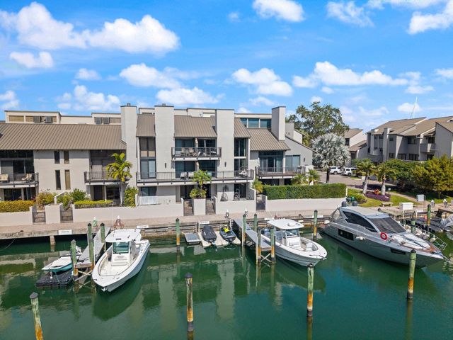 16 Portside Drive 16C, Fort Lauderdale, FL 33316