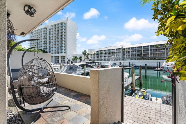 16 Portside Drive 16C, Fort Lauderdale, FL 33316
