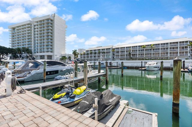 16 Portside Drive 16C, Fort Lauderdale, FL 33316