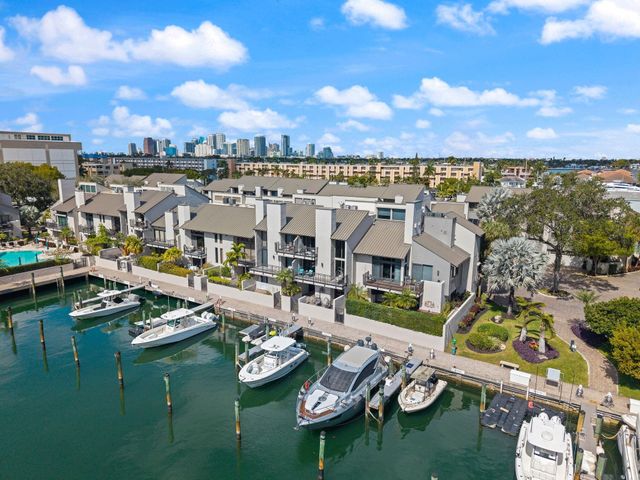 16 Portside Drive 16C, Fort Lauderdale, FL 33316