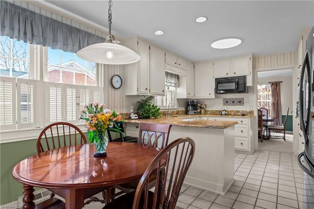 1002 Kemp W Road, Greensboro, NC 27410