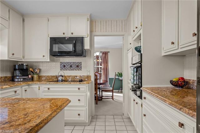 1002 Kemp W Road, Greensboro, NC 27410